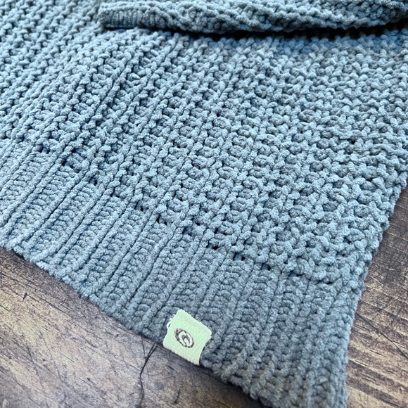 Rip Curl Women's Knit Chenille Dusty Blue Sweater - Picture 3 of 5